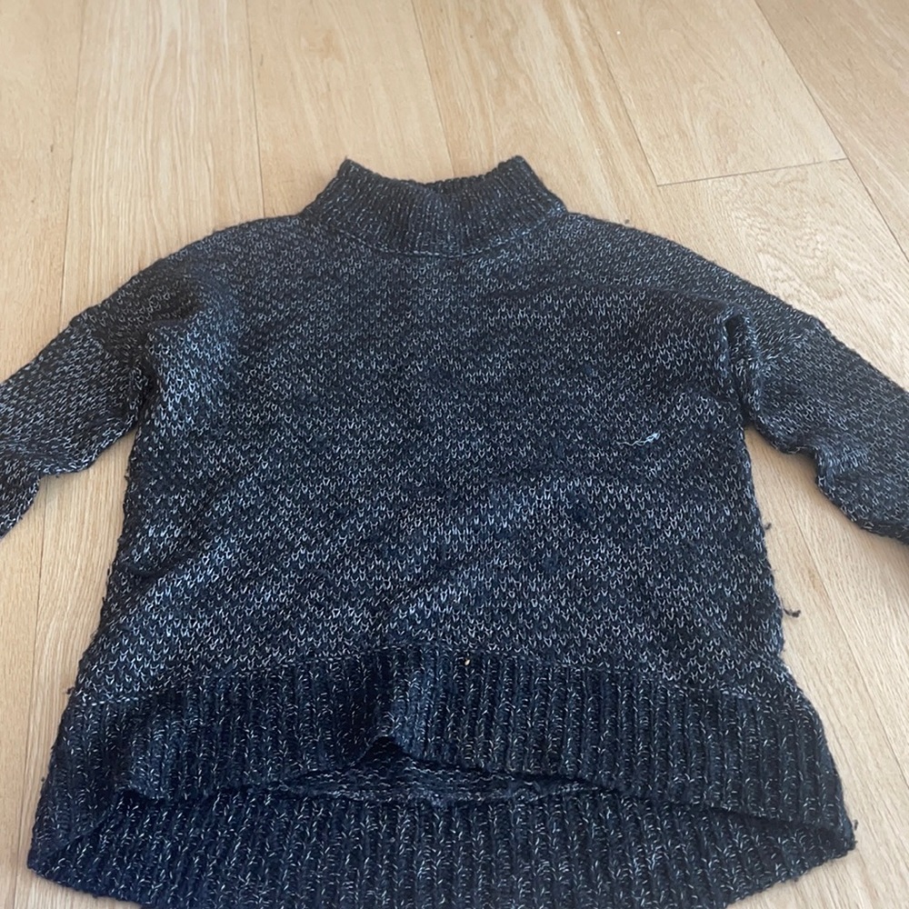 Theory sweater